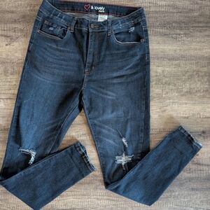 Heart & Lovely Women's Size 11 Distressed Skinny
